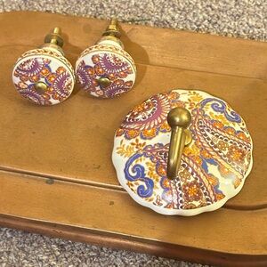 Anthropologie Ceramic Drawer Knobs and Hook Set